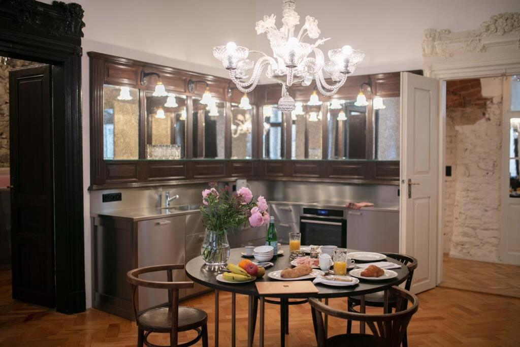 King Charles Apartment Prag Eksteriør billede