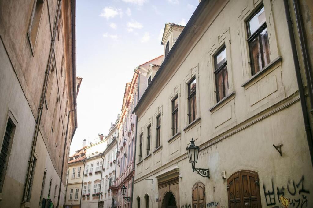 King Charles Apartment Prag Eksteriør billede